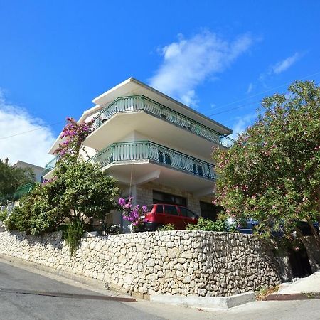 Apartments By The Sea Suhi Potok, Omis - 14555 Jesenice  Exterior photo