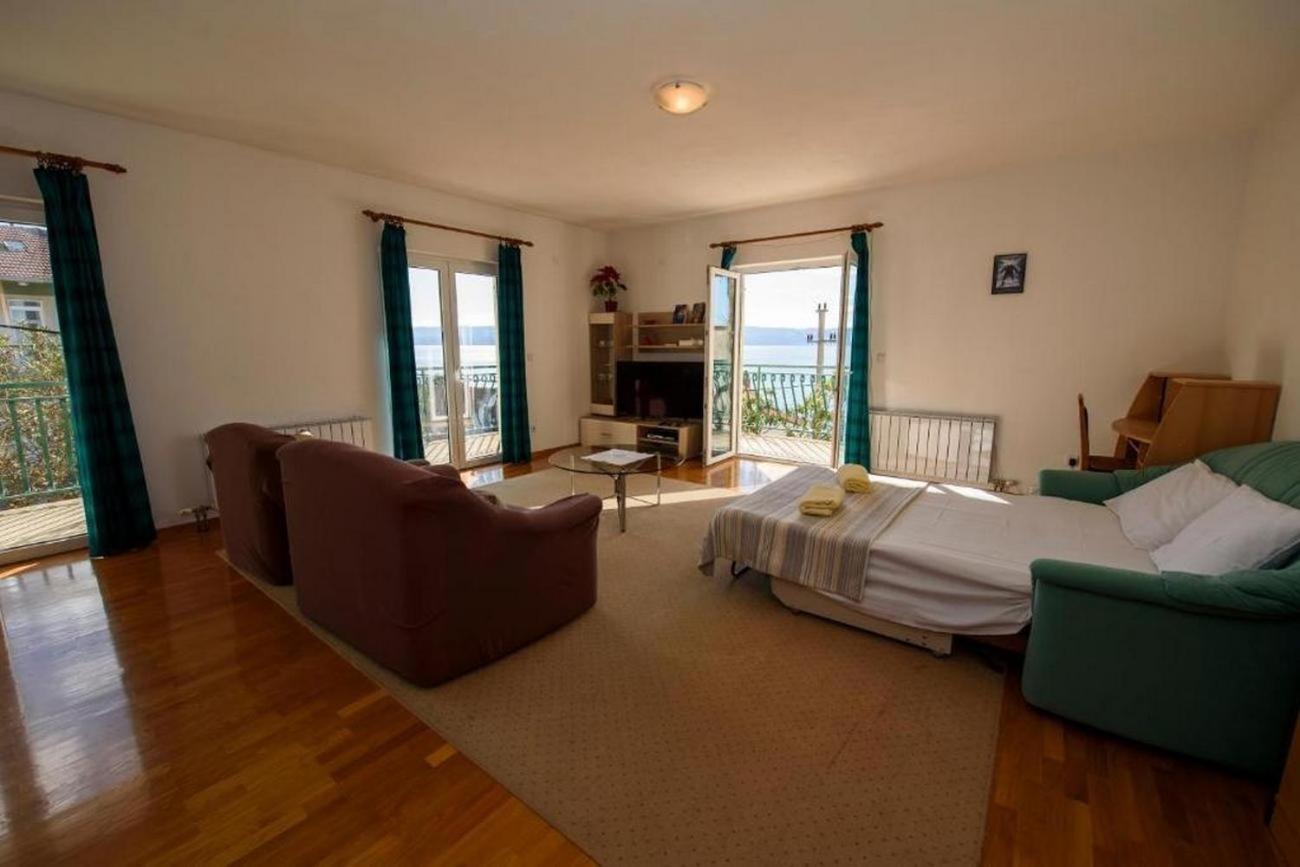 Apartments By The Sea Suhi Potok, Omis - 14555 Jesenice  Exterior photo
